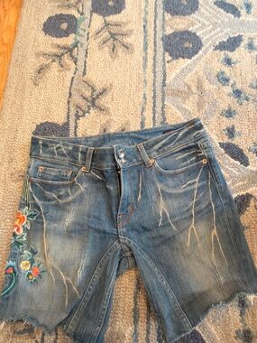 Embroidered Blue Denim Jean Shorts - Women's Casual Cut
